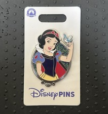 Disney Pin Snow White with a Bluebird - Princess Portraits Series
