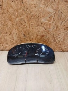 VW PASSAT Variant B5 3B5 Kombiinstrument 09051969901 1.60 Petrol 140kw 34895963