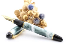 VENICE CADET BLUE LIGHTNING FINE QUALITY FOUNTAIN PEN