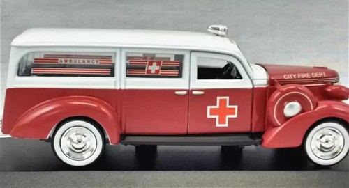 Retired 1/43/ O Scale 1937 Studebaker Ambulance from Serious Fun - Picture 4 of 11