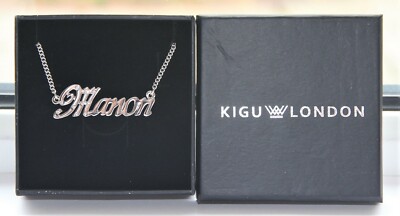 Kigu London Namenskette/Anhänger - verschiedene Namen. Inklusive Etui und Geschenkbox