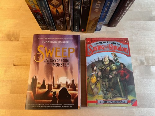 Mixed Lot of Young Adult Fiction - Picture 5 of 7