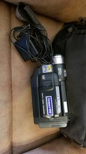 JVC Compact VHS VHS-C 400x Zoom GR-AXM230U Camera, Battery, Charger