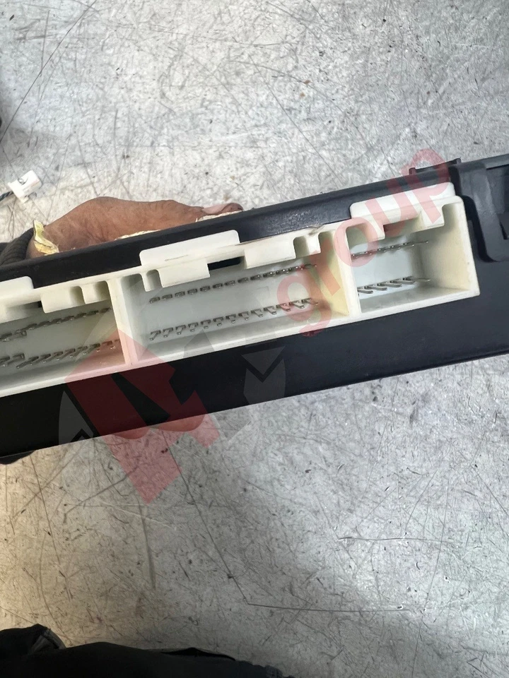 FORD MUSTANG GT MK4 99-05 MULTI FUNCTION MODULE YR33-14B205-AB - Image 4 of 4