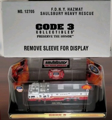 Code 3 Collectibles FDNY Saulsbury Heavy Rescue Hazmat #12705 