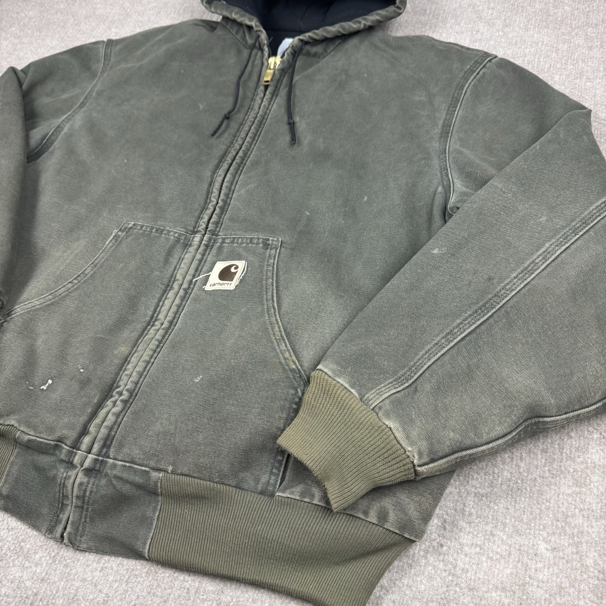 Vintage Carhartt Jacket J68 MOS Green Moss Hooded Distressed
