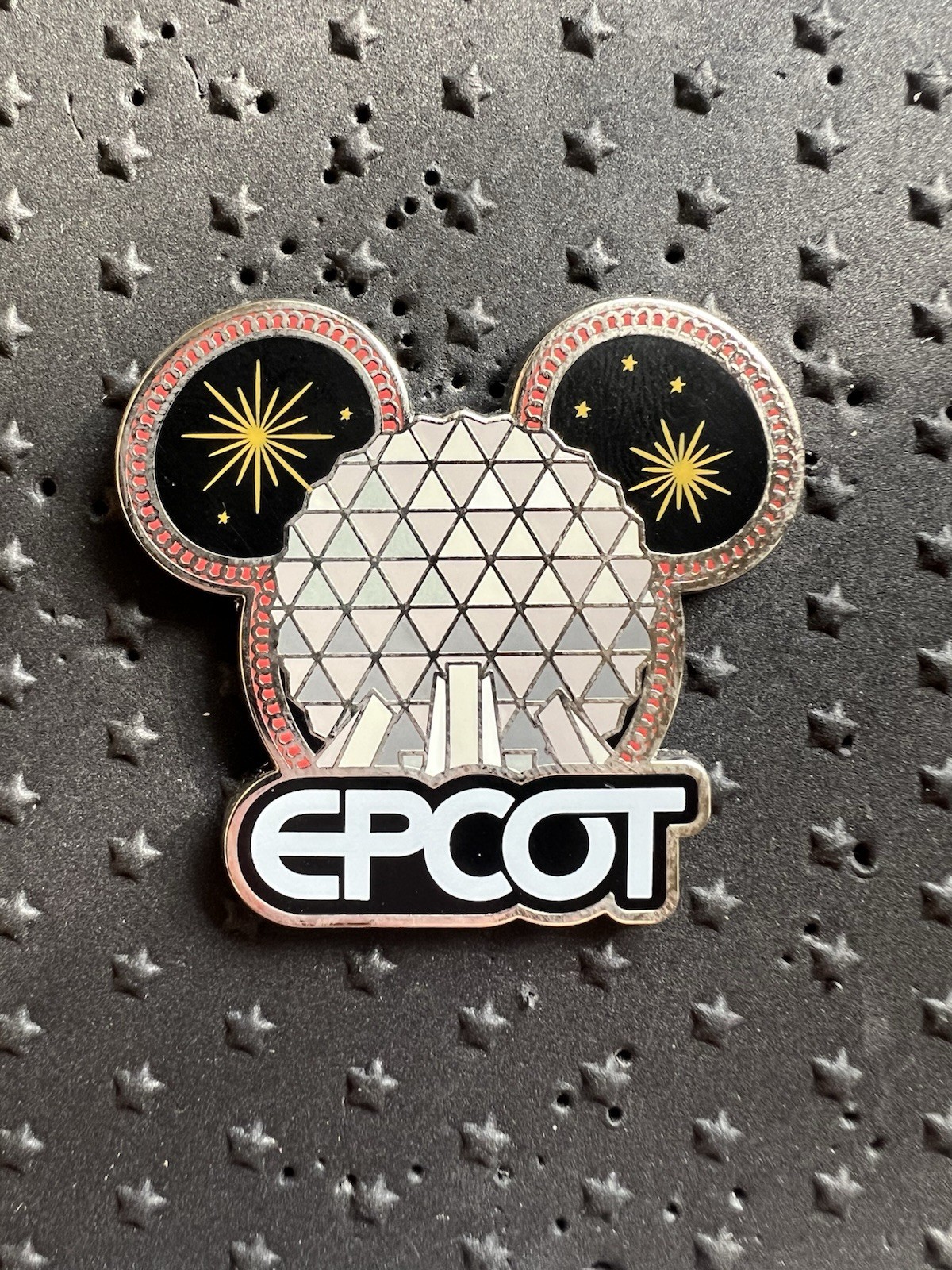 Disney Pin 2024 WDW Epcot Spaceship Earth Mickey Mouse Fireworks Limited Edition #162610