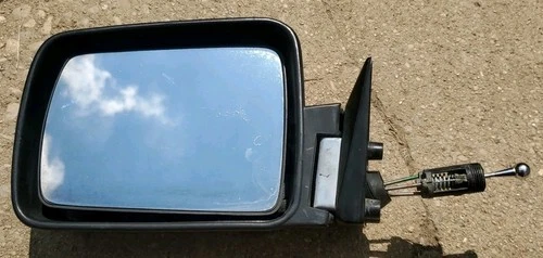 84-96 Jeep Cherokee XJ 86-92 Comanche MJ LH Driver Side Mirror Assembly