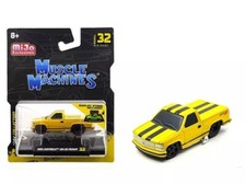1993 CHEVROLET 454 SS PICKUP YELLOW 1/64 DIECAST MODEL BY MUSCLE MACHINES 15572