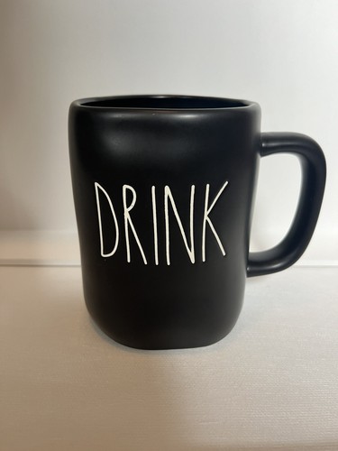 Rae Dunn DRINK Becher Artisan Kaffee/Tee Becher Matt Schwarz 189 von Magenta 16oz - Bild 1 von 4