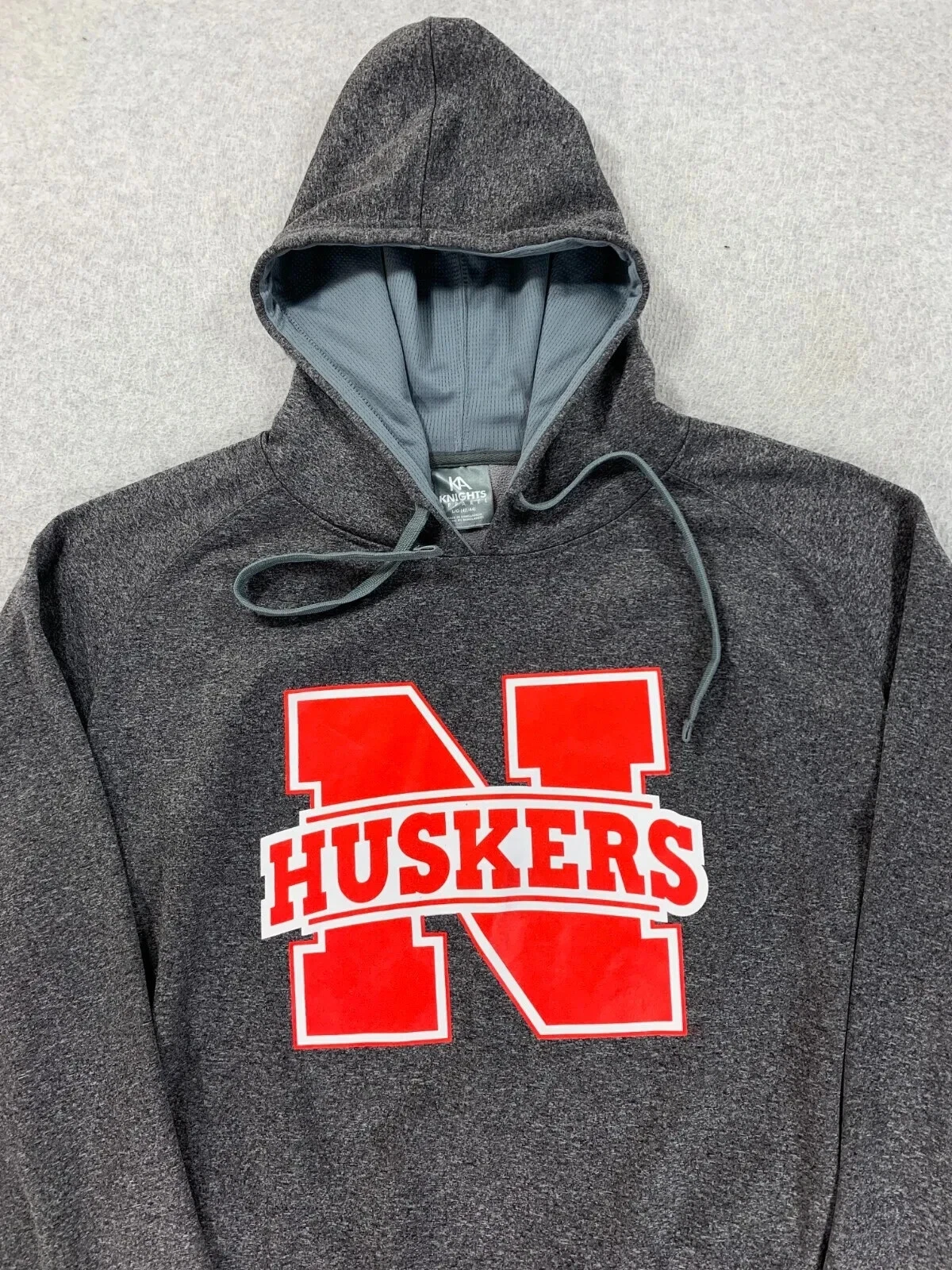 VETEMENTS Felpa con cappuccio calcio Nebraska Cornhuskers Campus (Grande Uomo) grigia