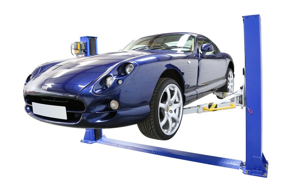 SHORT 2 POST LIFT / CAR VEHICLE RAMP / LIFT / HOIST 3.0 T / TWO POST ...