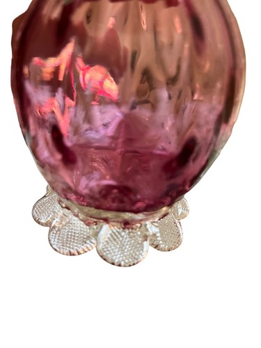 Vintage kleine Pilger Glas Cranberry Vase mit klarem appliziertem Sockel Tulpenblume - Bild 6 von 6