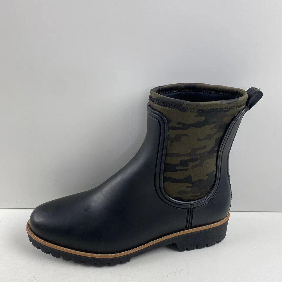 Bernardo ZORA Black Rubber/Camo Round Toe Pull On Ankle Boots Women’s Size 9 - Image 2 of 4