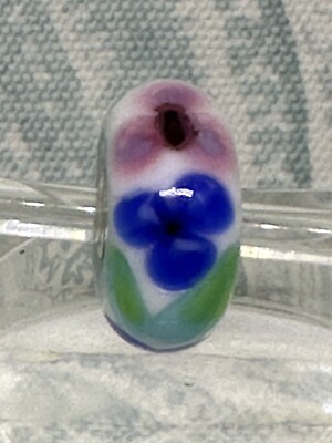 Authentic Trollbeads French Anemone 61375, New & Retired