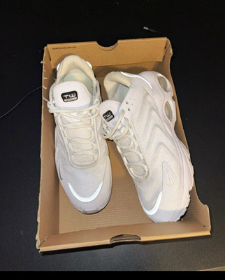 Nike Air Max TW Triple White Low Top Mesh Athletic Sneaker DQ3984-102 2023