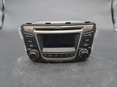 OEM 15 Hyundai Accent Radio CD SAT Media Player 961701R111RDR Used