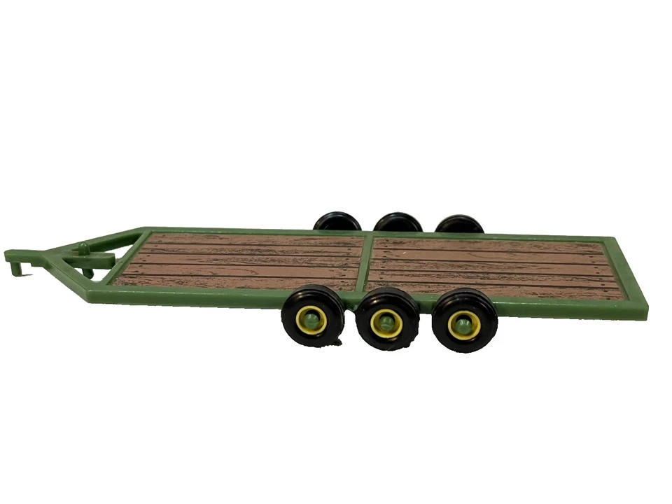 1986 Ertl Farm Toys 1/64 Triple Axle Implement Flatbed Trailer John Deere - Image 3 of 4