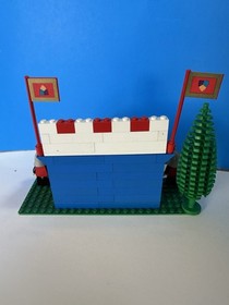 LEGO Castle 383/6083 Knight&rsquo;s Joust 100% Complete Good Shape 