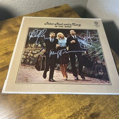 PETER PAUL AND MARY IN THE WIND vinyl SIGNED BY ALL 3