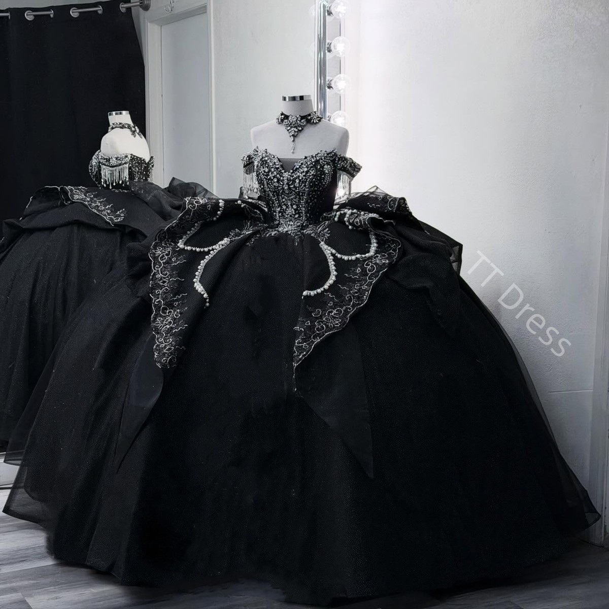 black glitter quince dress Rhinestone Quinceanera Dresses Off Shoulder Luxury Ball Gowns purple quinceanera dresses