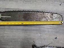 Vintage Chainsaw Guide Bar & Chain 1650-2204  33576 15'' bar 18-1/2'' overall