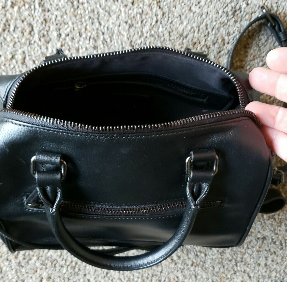 Barneys New York Grained Black Leather Duffel Shoulder Hand Barneys New York Grained Black Leather Duffel Shoulder Hand