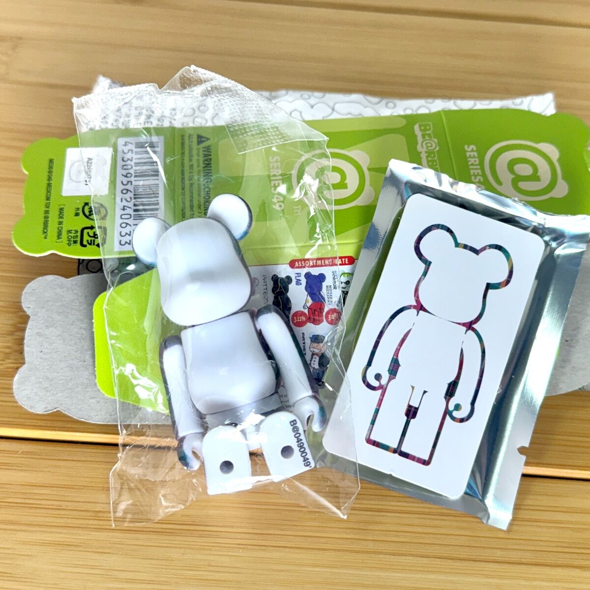 ☆BE@RBRICK Bearbrick100% SERIES 49 Secret COMME des GARÇONS ☆BE@RBRICK Bearbrick100% SERIES 49 Secret COMME des GARÇONS