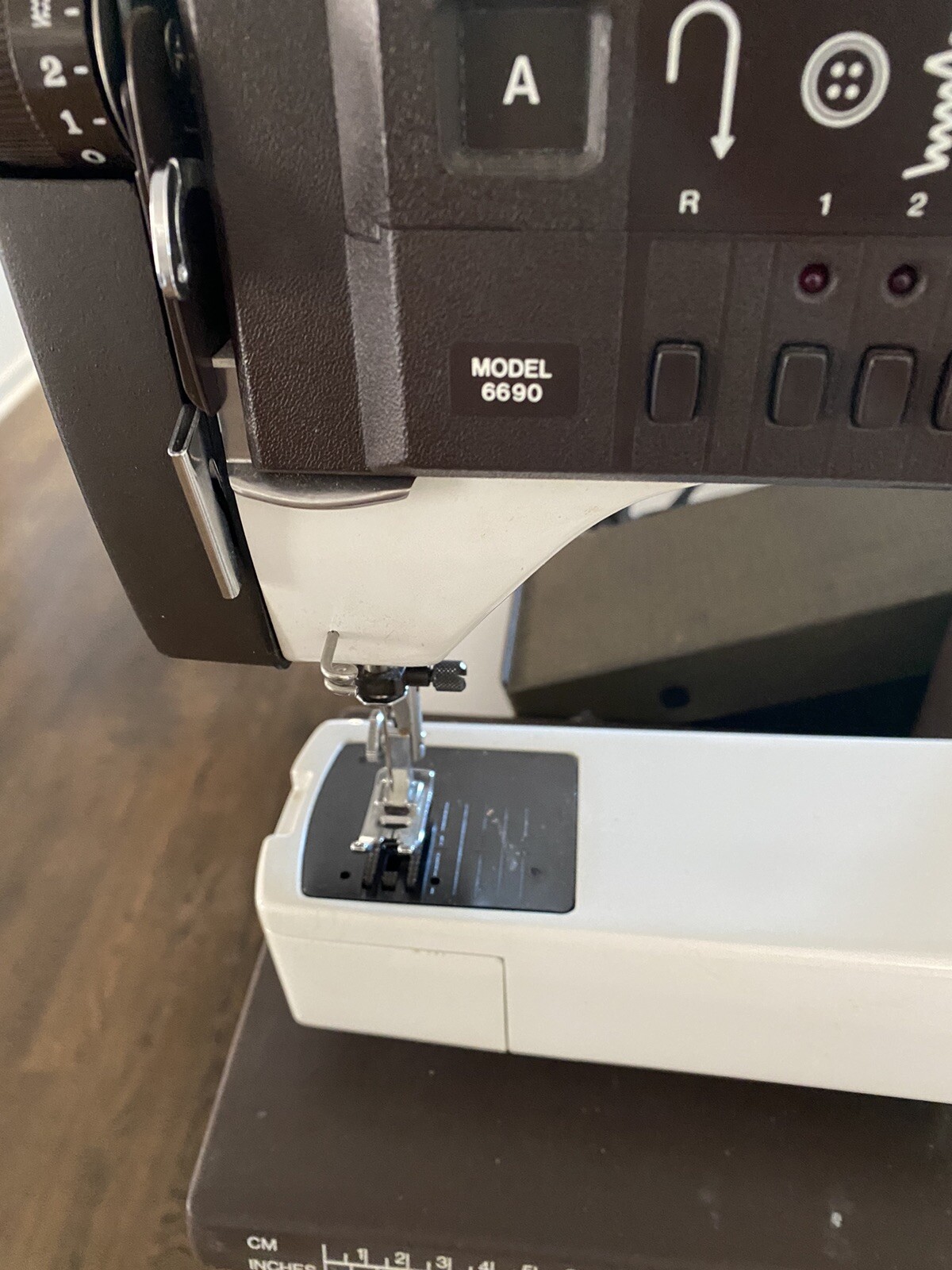 Vintage Viking Husqvarna Sewing Machine Model 6690 eBay