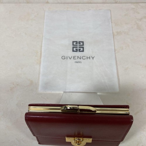 GIVENCHY Tri-fold Wallet Bordeaux Genuine Leather Logo Engraved Gold Hardware - Picture 6 of 12