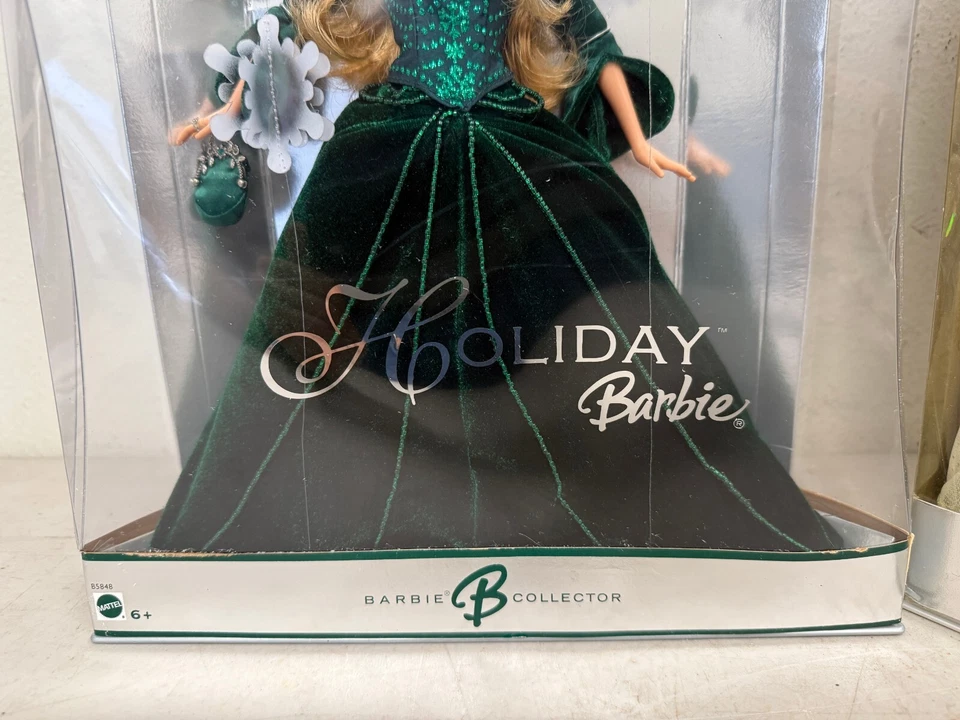 Lot of 2 Holiday Barbie Dolls – 2004 Special Edition & 1992 Happy Holidays NRFB - Image 2 of 4