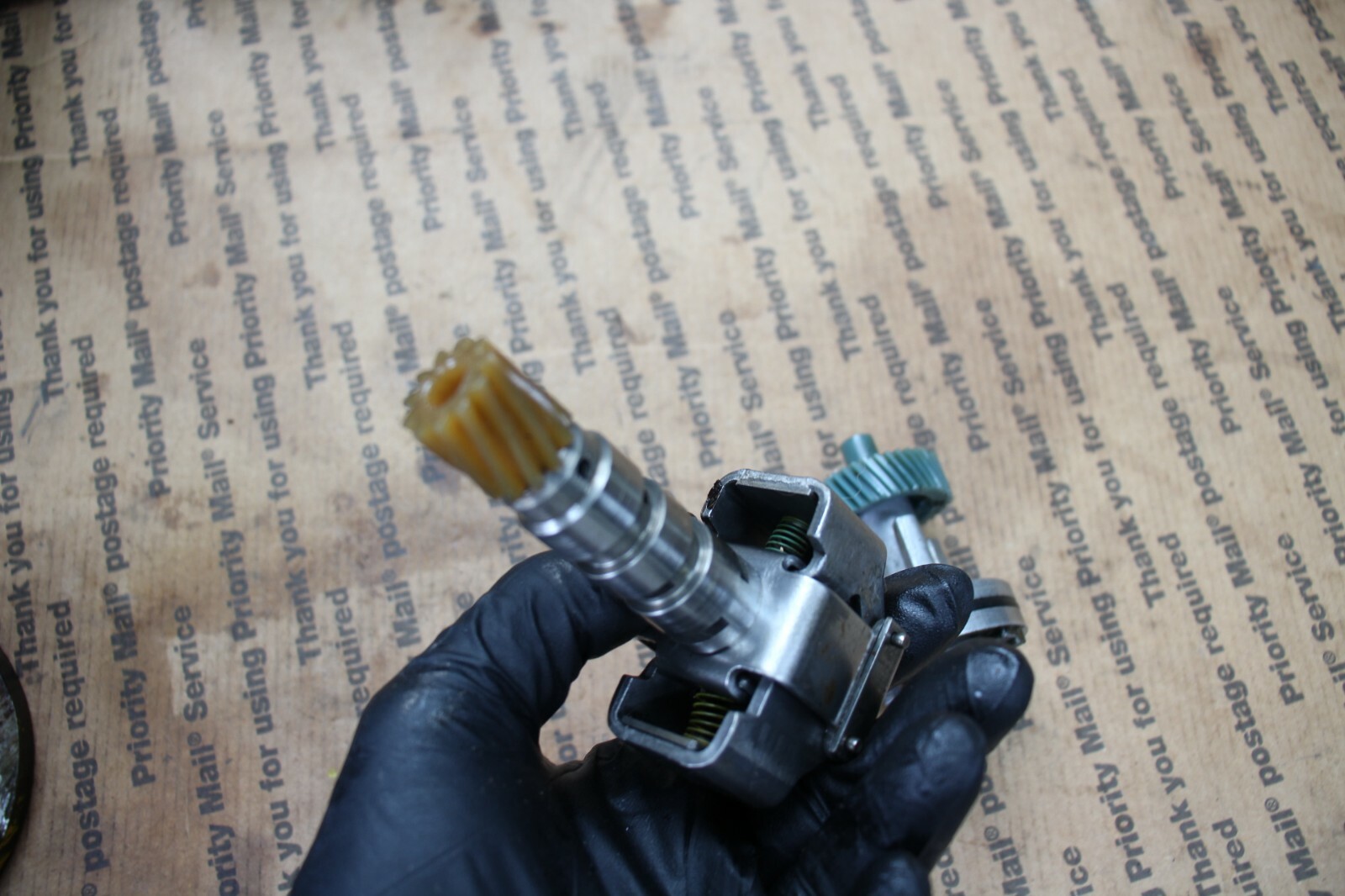90 ROLLS ROYCE SILVER SPUR SPEEDOMETER GEAR