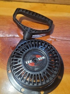 Tecumseh Small Engine Recoil Starter Assembly Pulley & Handle YB BCL301 Used