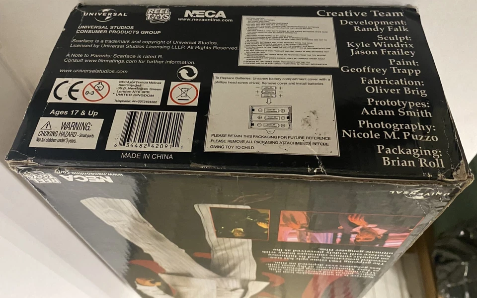 Figura de acción Al Pacino Scarface con esmoquin blanco 18" Neca ¡con sonido!!! Foto 4 de 4