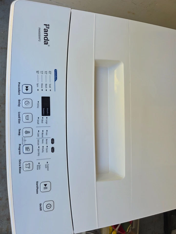 Panda - Lavadora portátil modelo PAN50SWF2 1,6 pies cúbicos  Foto 2 de 4