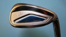 TaylorMade Kalea Premier 9 Iron 40  Ladies Lite Flex Graphite RH Excellent Cond.