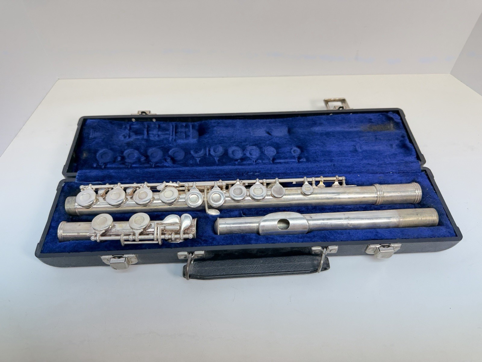 Vintage Gemeinhardt M2 Student Silver Plated Flute with Hard Blue Velvet Case