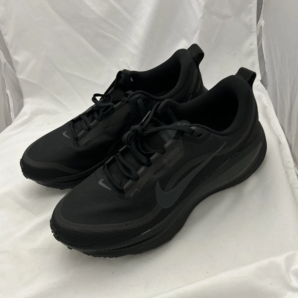 Nike Vomero 18 Triple Black for Sale | Authenticity Guaranteed | eBay