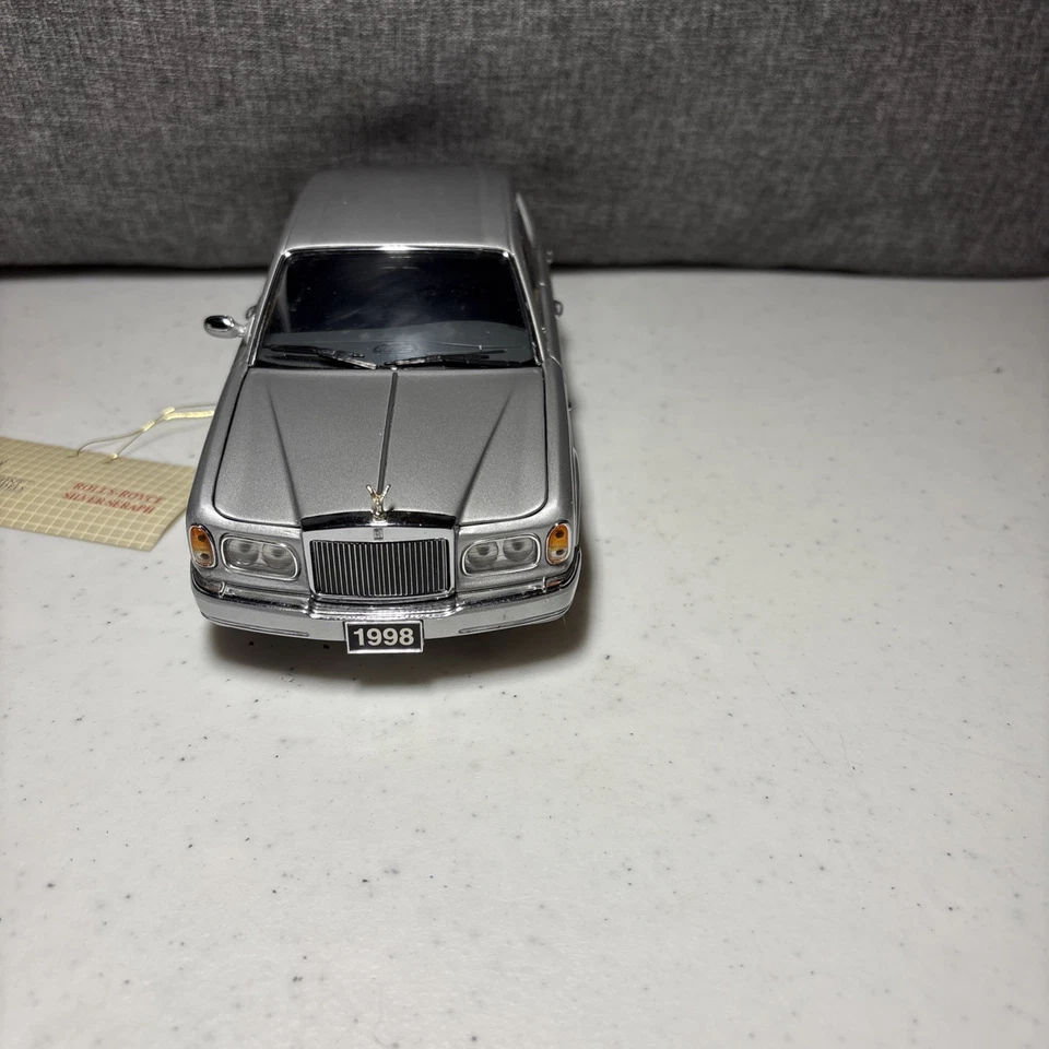Franklin Mint 1998 Rolls Royce Silver Seraph 1/24 Scale Diecast Replica - Image 2 of 4
