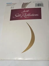 Hanes Silk Reflections Pantyhose Control Top Silky sheer Size AB Taupe Sandle...