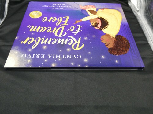 Cynthia Erivo Signed Hardback Book Remember To Dream Ebere JSA #TT73436 - Foto 9 di 10