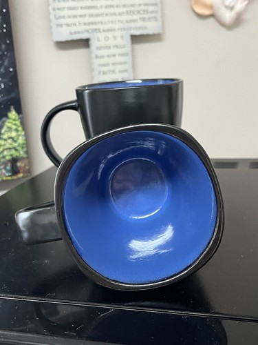 TWO Ceramic Coffee Mugs Black W/Blue 12 oz Cups 4 1/8” Tapered - Picture 5 of 7