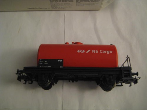 Coche cisterna de petróleo Marklin H0 4440-2002705 (4440.805) NS CARGO en caja original - Nuevo en caja - Imagen 8 de 10