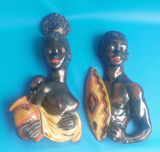 1950 Sculture Placche in gesso dipinte  Guerriero Masai Africano  donna Tribale