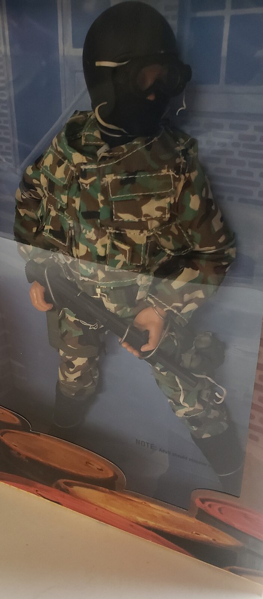 GI-JOE ジーアイジョー 3体セット 1996年 KENNER GI-JOE ジーアイジョー 3体セット 1996年 KENNER GI-JOE ジー