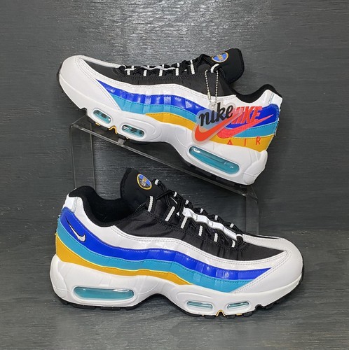 Nike Men Air Max 95 SE Windbreaker 
