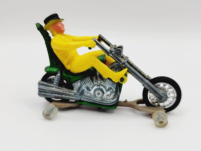 HOT WHEELS RRRUMBLERS DEVILS DEUCE W/ YELLOW TOPS RIDER