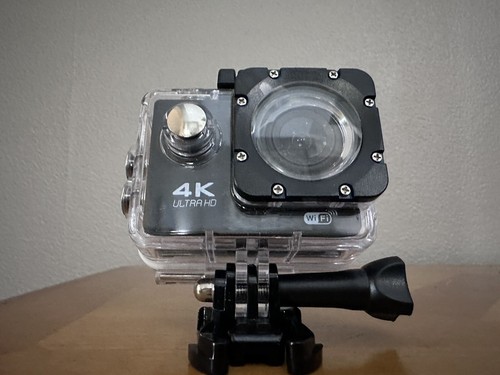 4K Action Camera WiFi ULTRA HD With Case Excellent Condition - Picture 8 of 10