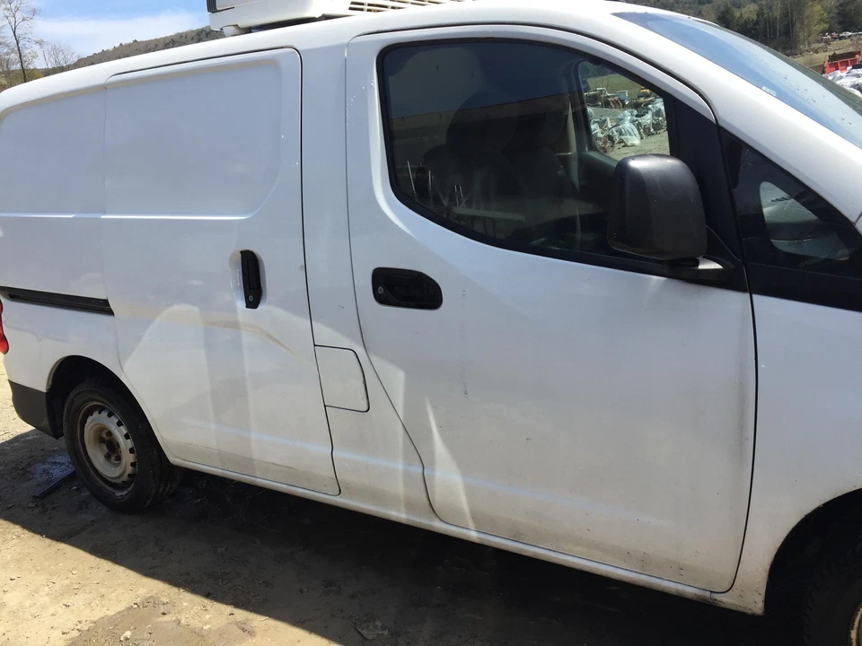13 Nissan NISSAN NV 200 Crossmember Front (cargo Van)2.0lauto Foto 4 de 4