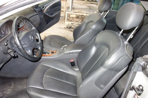 Innenausstattung Leder schwarz MERCEDES-BENZ CLK CABRIOLET (A209) CLK 500